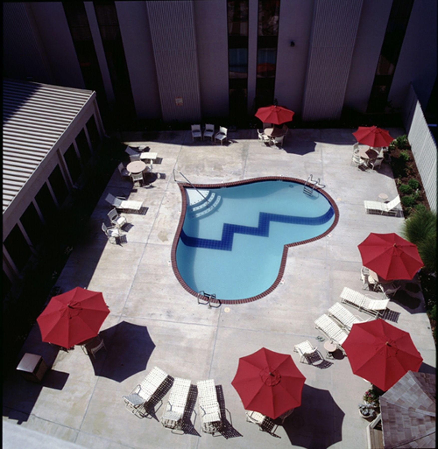 Elvis Presley'S Heartbreak Hotel Memphis Exterior photo